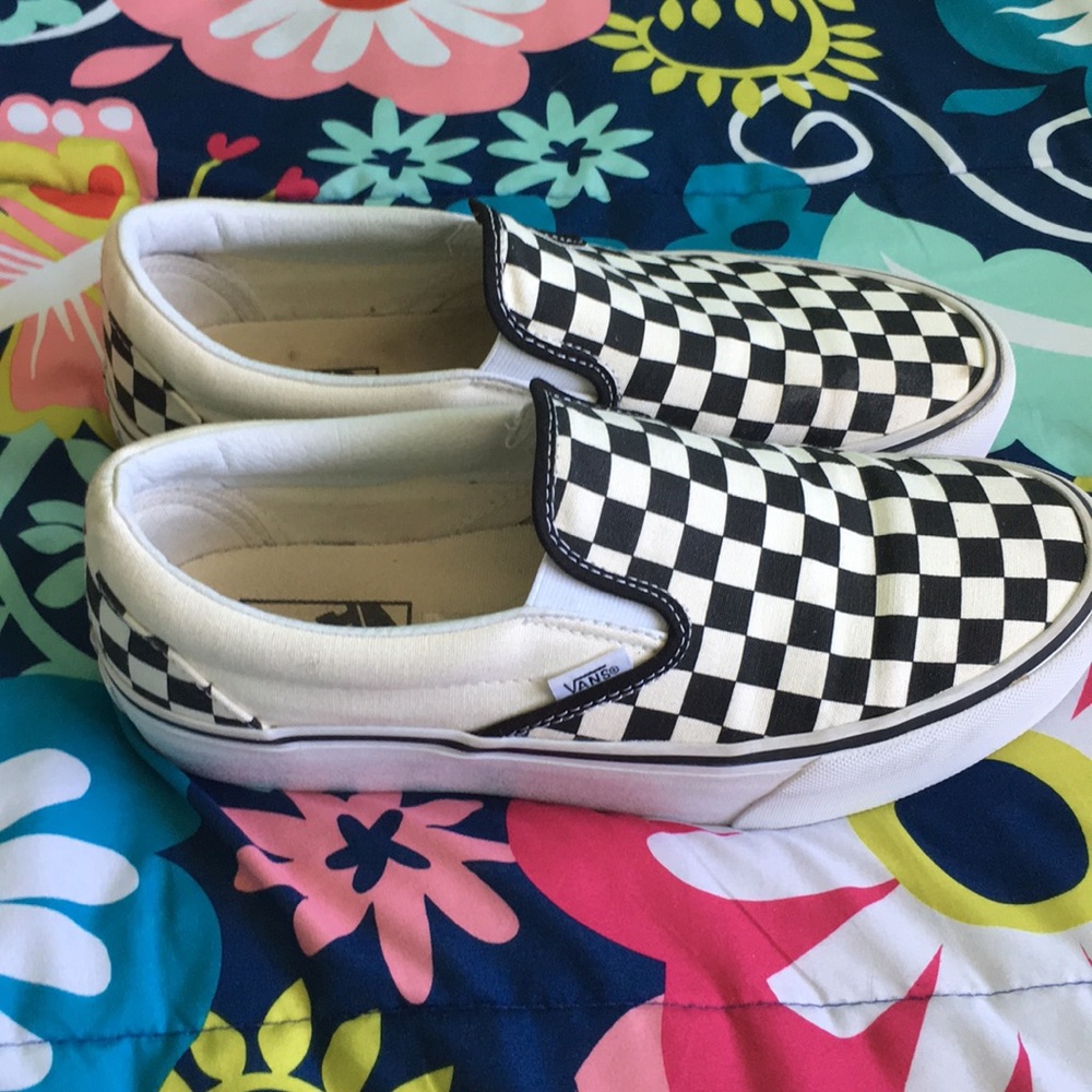 Checkered Vans (Platform)